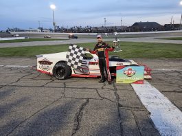 Poore Claims Modified Opening Win, Conner and Phipps win features